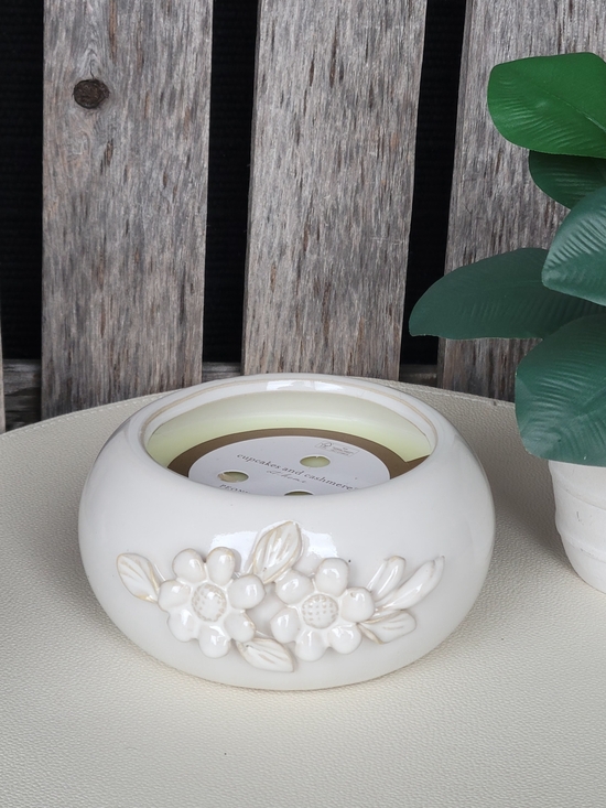 cupcakes & cashmere Other - cupcakes & cashmere Peony Petals Scented Candle - White
